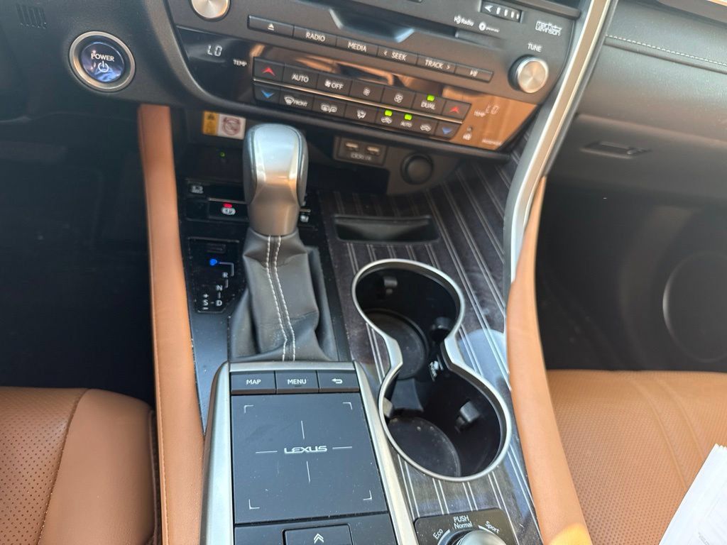 Used 2022 Lexus RX 450h AWD w/ Luxury Package image 17
