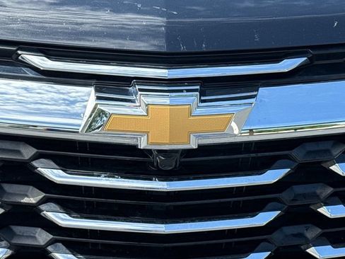 Used 2026 Chevrolet Equinox LT w/ LPO, Floor Liner Package FWD image 8
