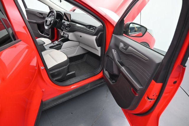 Used 2024 Ford Escape Active AWD/4WD image 14