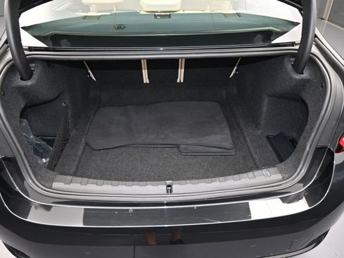 Used 2025 BMW 330i Sedan image 39