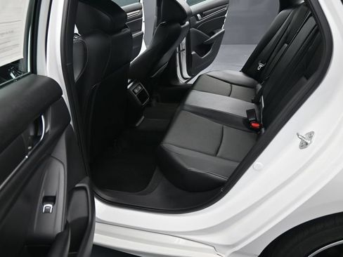 Used 2022 Honda Accord Sport image 16