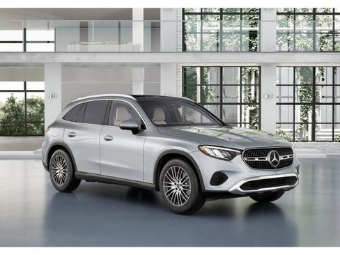 New 2026 Mercedes-Benz GLC 300 4MATIC image 12