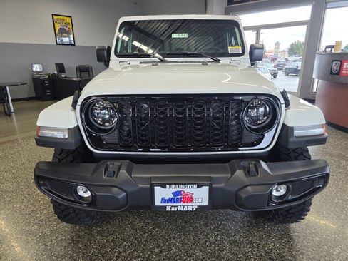 New 2026 Jeep Gladiator Willys image 8