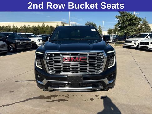Used 2025 GMC Yukon Denali AWD/4WD image 2