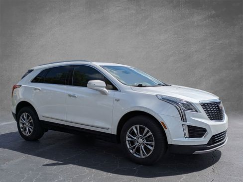 Certified 2023 Cadillac XT5 Premium Luxury w/ LPO, Floor Liner Package AWD/4WD image 7