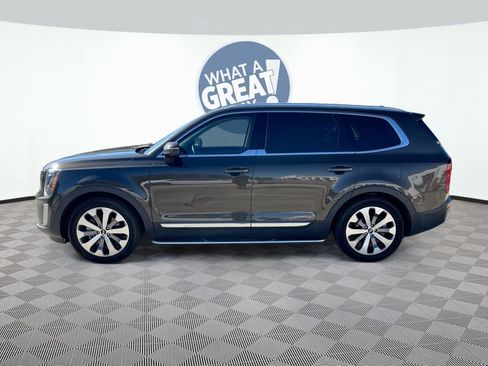Certified 2020 Kia Telluride EX w/ EX Premium Package image 3