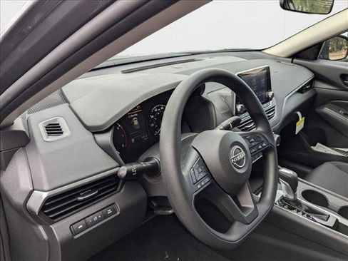 New 2025 Nissan Altima 2.5 S image 3