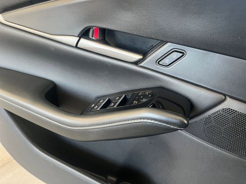 Used 2025 MAZDA CX-30 AWD 2.5 S w/ Select Sport Pkg image 18