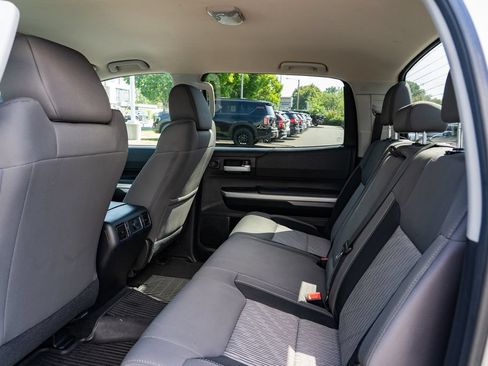 Used 2017 Toyota Tundra SR5 w/ TRD Off Road Package AWD/4WD image 25