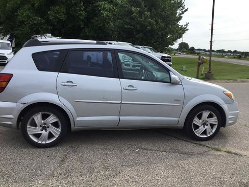 Used 2005 Pontiac Vibe FWD image 5