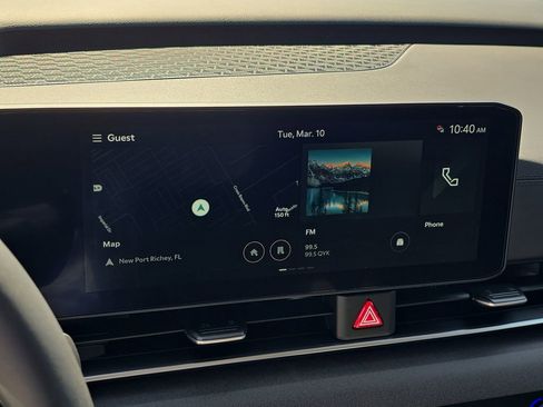 New 2026 Kia Carnival EX image 24