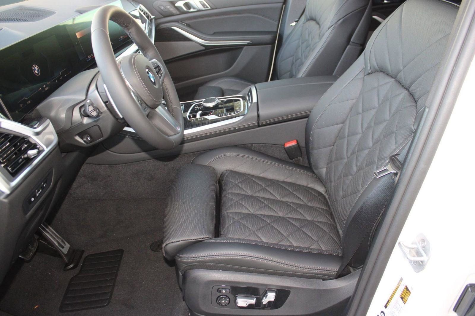 Used 2026 BMW X5 xDrive40i w/ M Sport Package AWD/4WD image 5
