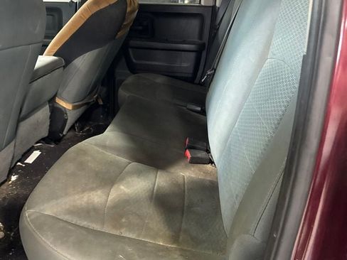 Used 2017 RAM 1500 Express RWD image 7