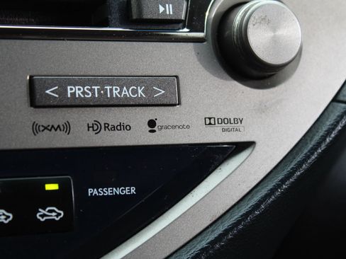 Used 2014 Lexus RX 450h AWD image 32