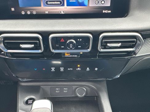 New 2026 Nissan Sentra SV w/ Floor Mat Package image 33