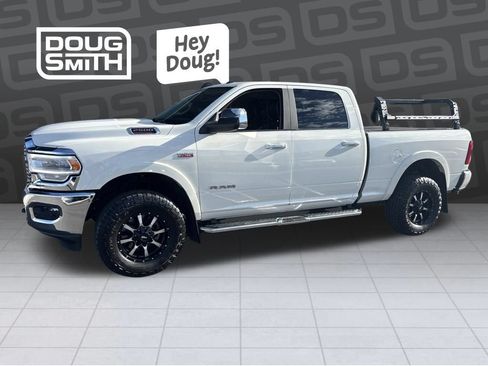 Used 2022 RAM 2500 Laramie AWD/4WD image 1