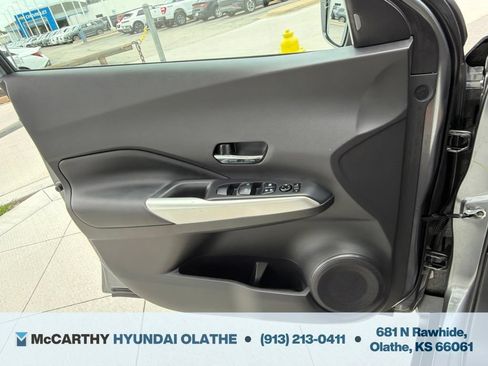 Used 2020 Nissan Kicks SR w/ SR Premium Package FWD image 26