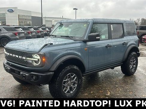 New 2025 Ford Bronco Badlands image 35