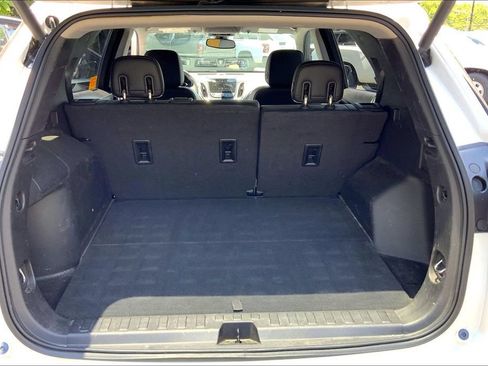 Used 2018 Chevrolet Equinox Premier FWD image 21