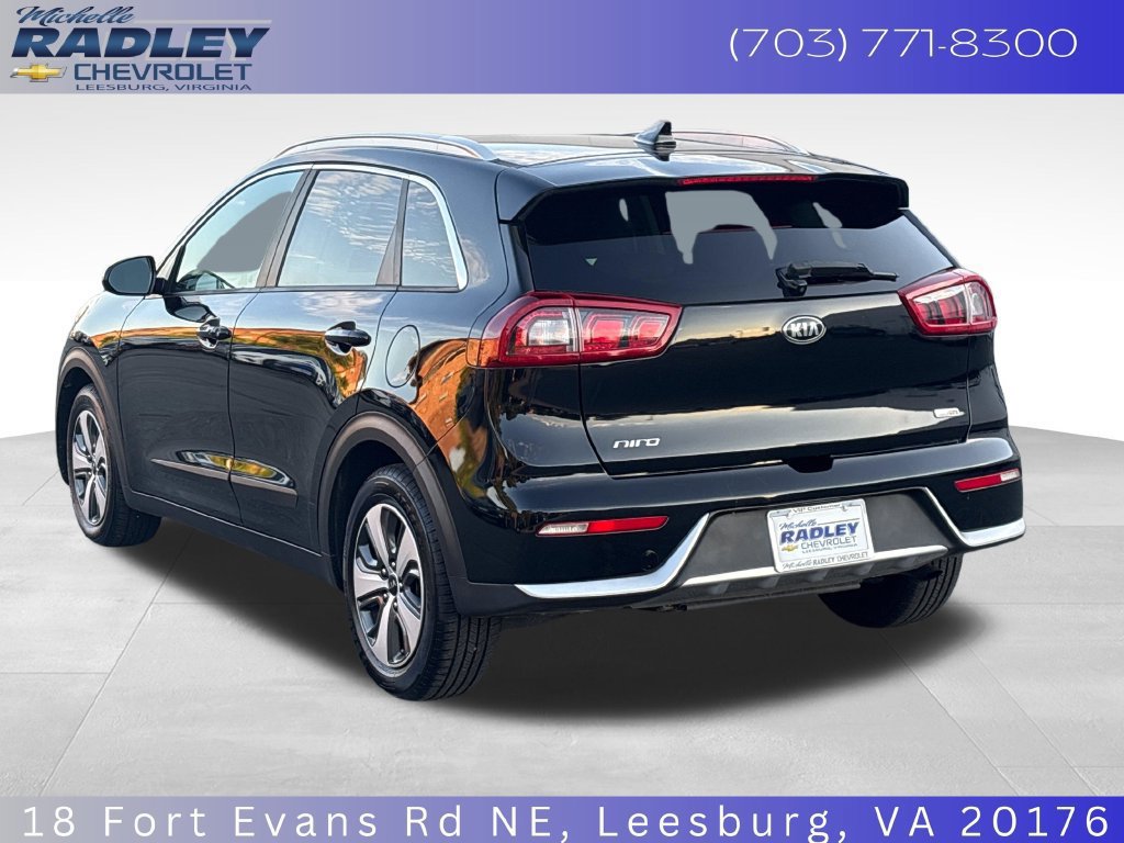 Used 2017 Kia Niro LX FWD image 3