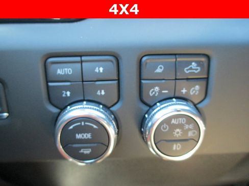 Certified 2025 GMC Sierra 2500 Denali Ultimate image 27