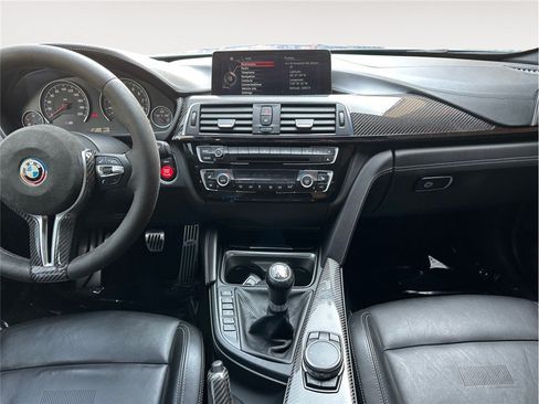 Used 2016 BMW M3 RWD image 11