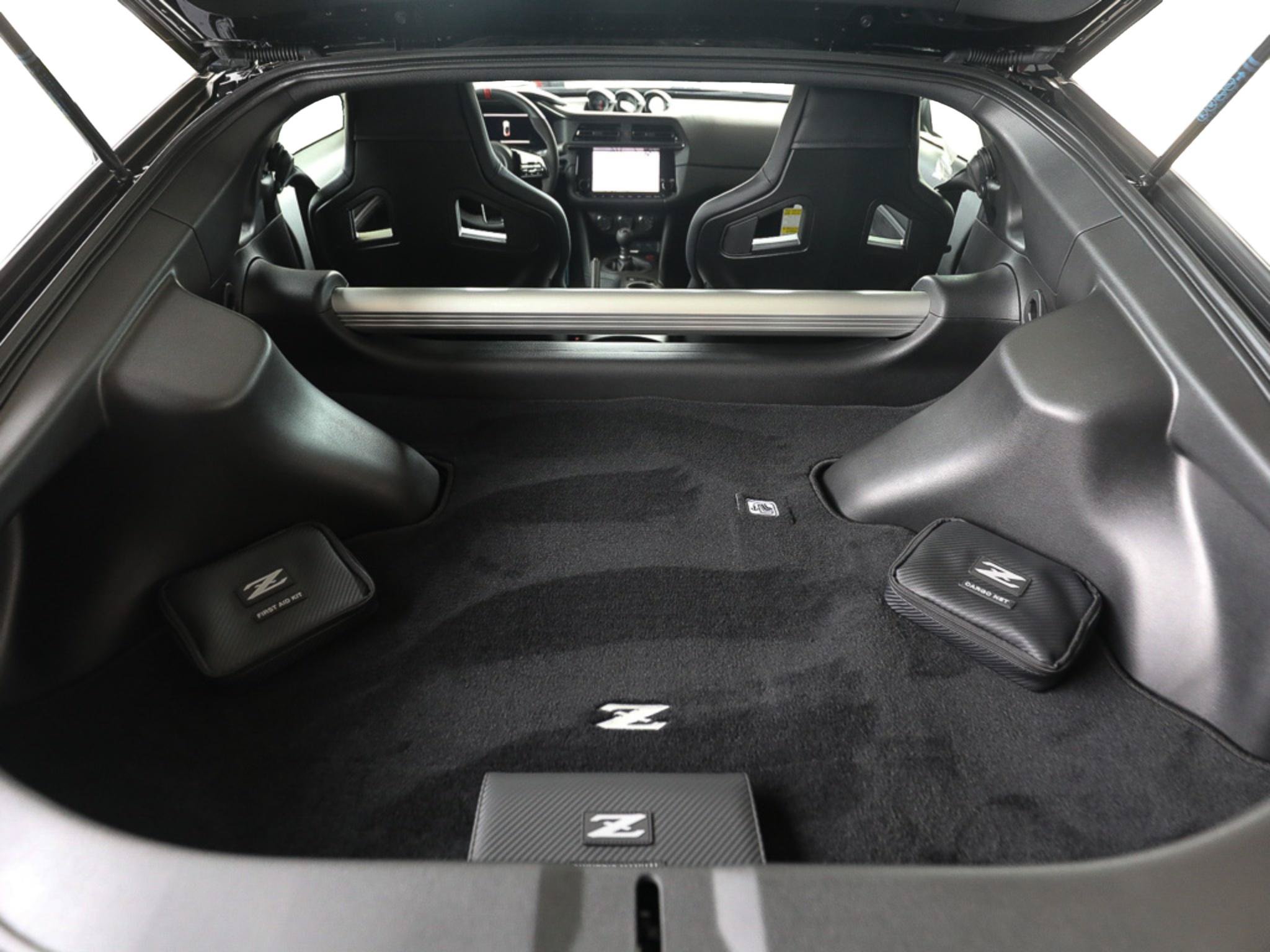 New 2027 Nissan Z NISMO w/ Essentials Package (NISMO) RWD image 25