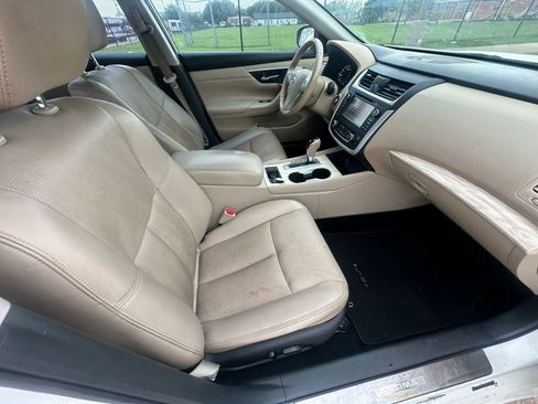 Used 2016 Nissan Altima 2.5 SL w/ 2.5 Technology w/LED Package FWD image 56