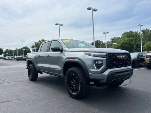 Used 2026 GMC Canyon Elevation RWD image 4