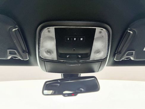 Used 2017 Chrysler 300 S RWD image 47