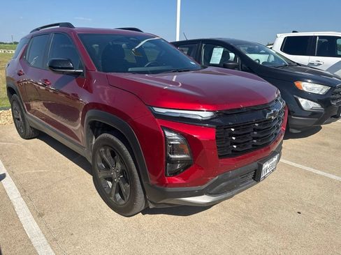 Used 2025 Chevrolet Equinox LT w/ Midnight Edition FWD image 1