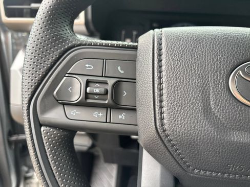New 2026 Toyota Tacoma SR5 RWD image 16