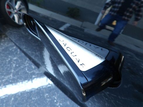 Used 2015 Jaguar F-TYPE S image 42