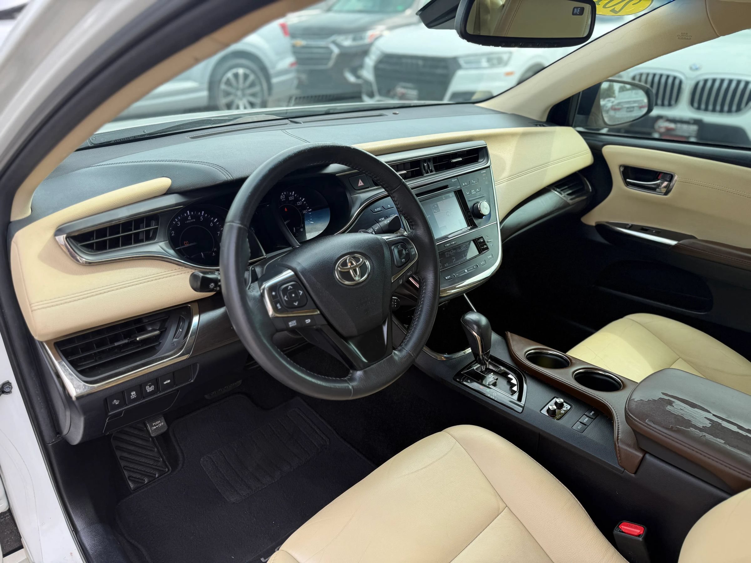 Used 2018 Toyota Avalon XLE Premium FWD image 15