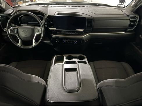 Used 2022 Chevrolet Silverado 1500 RST w/ Rally Edition image 16