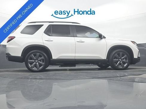 Certified 2025 Honda Pilot Sport image 34