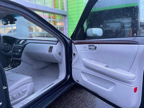 Used 2006 Cadillac DTS Luxury I image 14