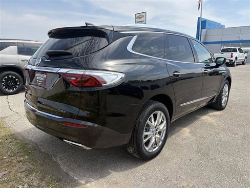 Used 2023 Buick Enclave Essence w/ Experience Buick Package AWD/4WD image 2