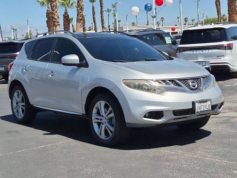 Used 2011 Nissan Murano LE w/ Navigation Pkg AWD/4WD image 6
