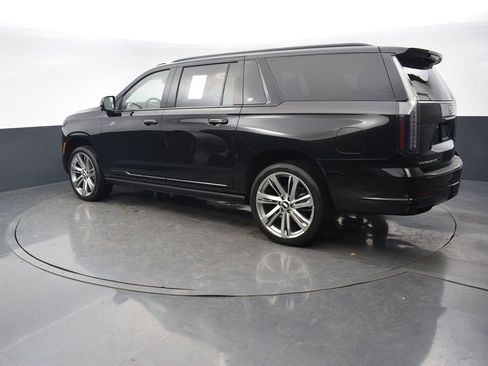 Certified 2026 Cadillac Escalade ESV Sport w/ Touring Package image 4