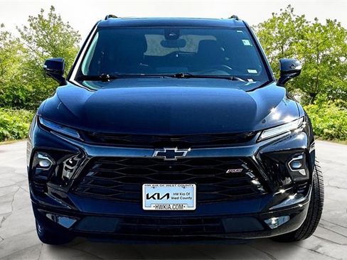 Used 2023 Chevrolet Blazer RS w/ Driver Confidence II Package image 3