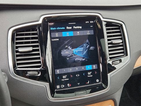 Certified 2024 Volvo XC90 T8 Plus image 16