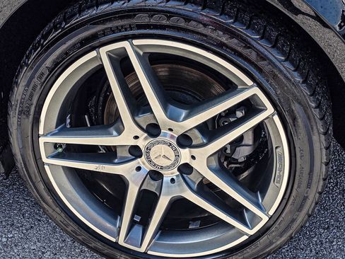 Used 2016 Mercedes-Benz E 350 4MATIC Sedan image 9