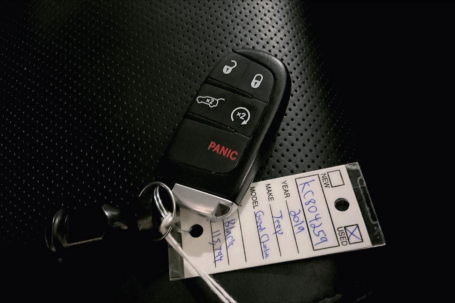 Used 2019 Jeep Grand Cherokee High Altitude AWD/4WD image 14
