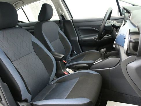 Used 2025 Nissan Versa SV w/ Trunk Package FWD image 26