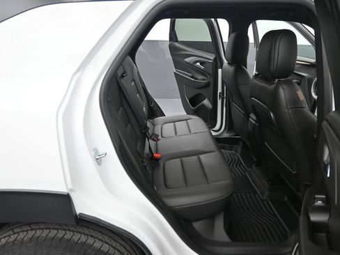Used 2023 Chevrolet TrailBlazer ACTIV FWD image 30