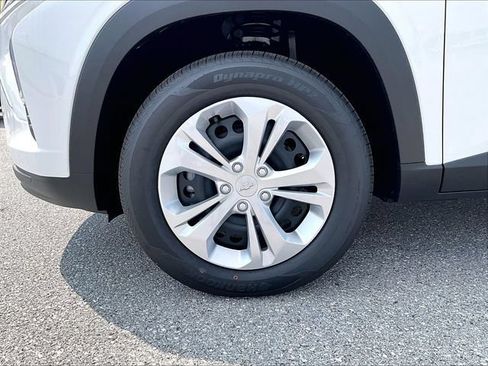 New 2026 Chevrolet Trax LS FWD image 7
