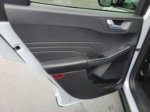 New 2025 Ford Escape ST-Line w/ Tech Pack #1 image 11