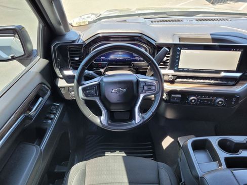 Used 2023 Chevrolet Silverado 1500 RST w/ Z71 Off-Road Package AWD/4WD image 18