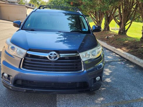 Used 2015 Toyota Highlander XLE AWD/4WD image 11